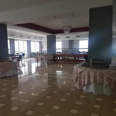 Hotel Al-medina 4*
